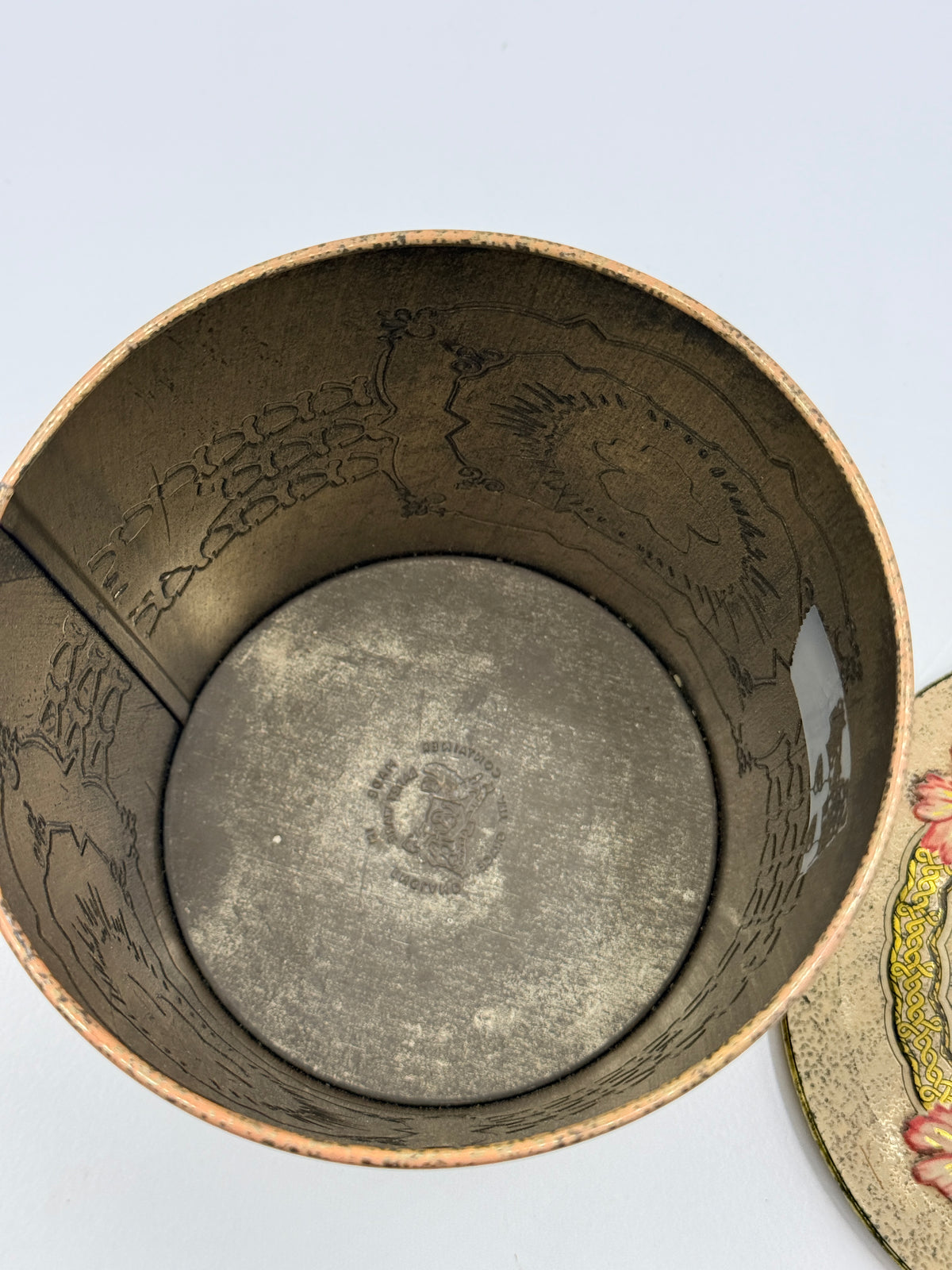 Baret Ware English Tin, 5”