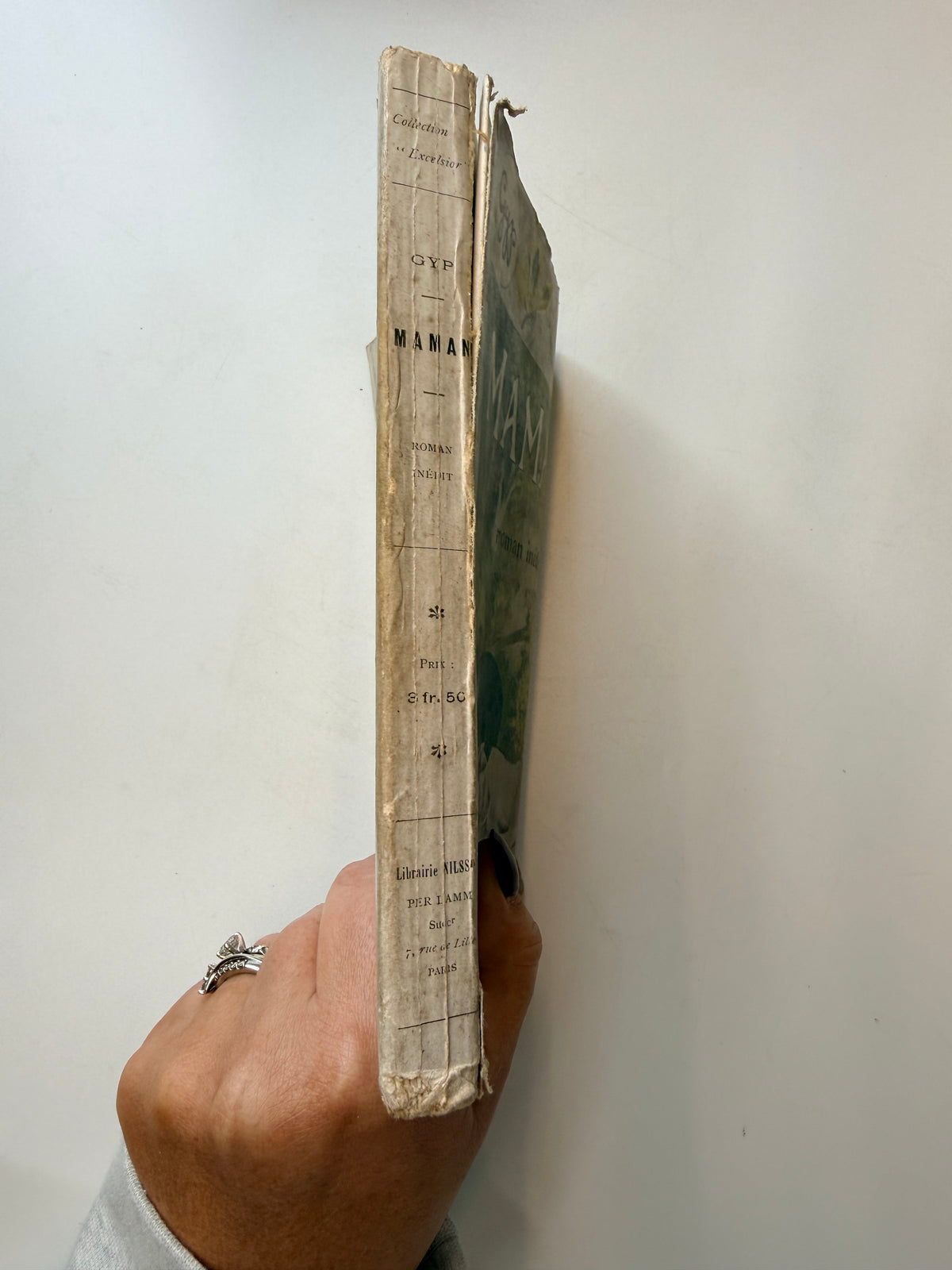 Maman, an unpublished French novel DSM Vintage