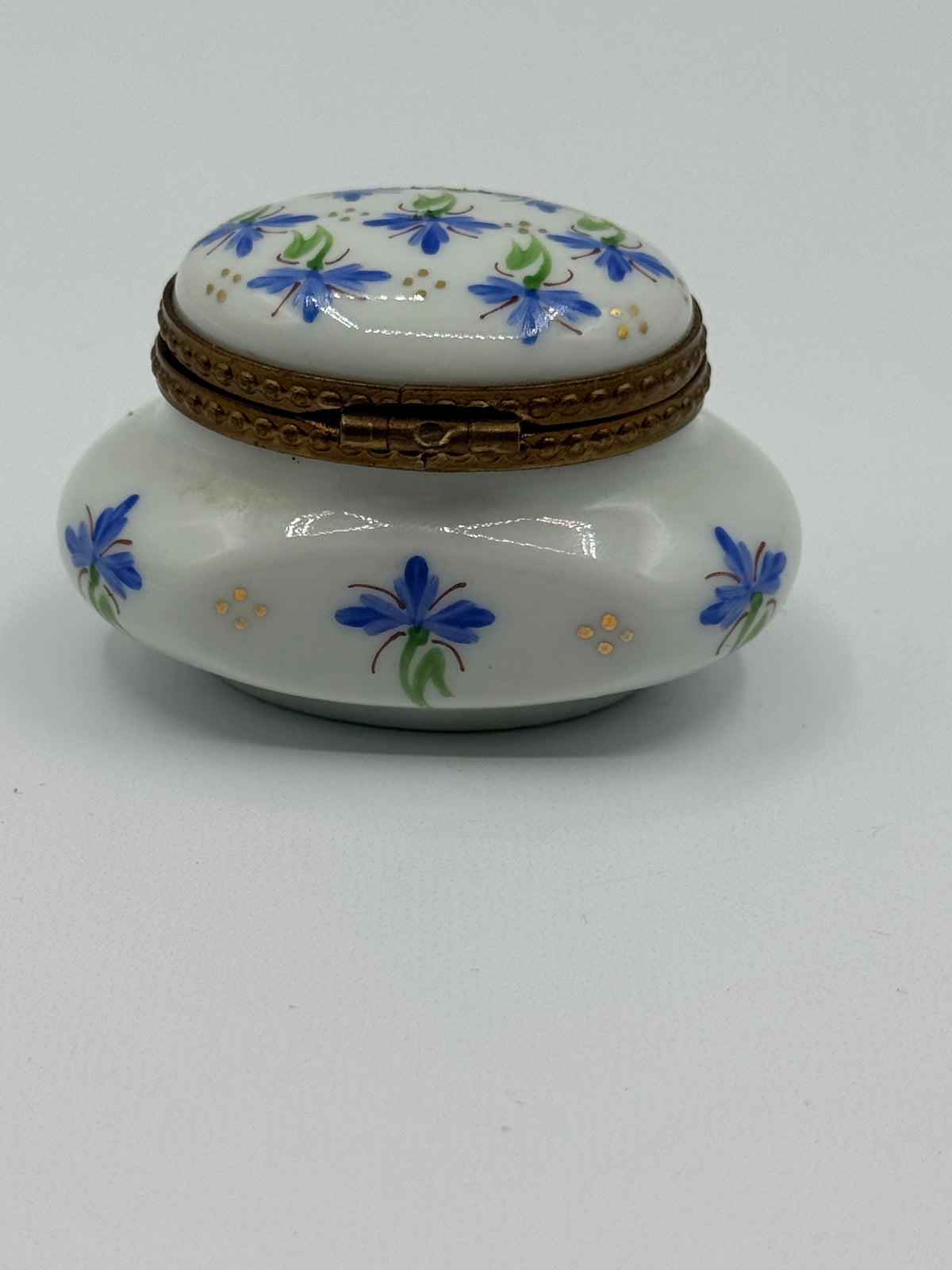 Limoges Trinket Box with Butterfly Clasp