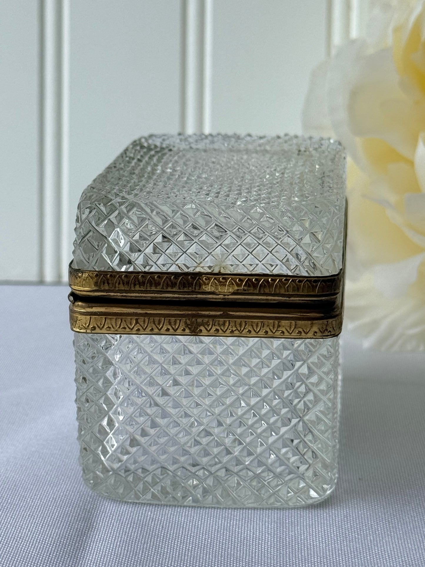Diamond Cut Crystal Box
