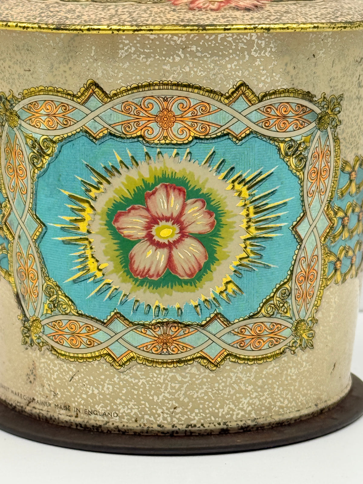 Baret Ware English Tin, 5”