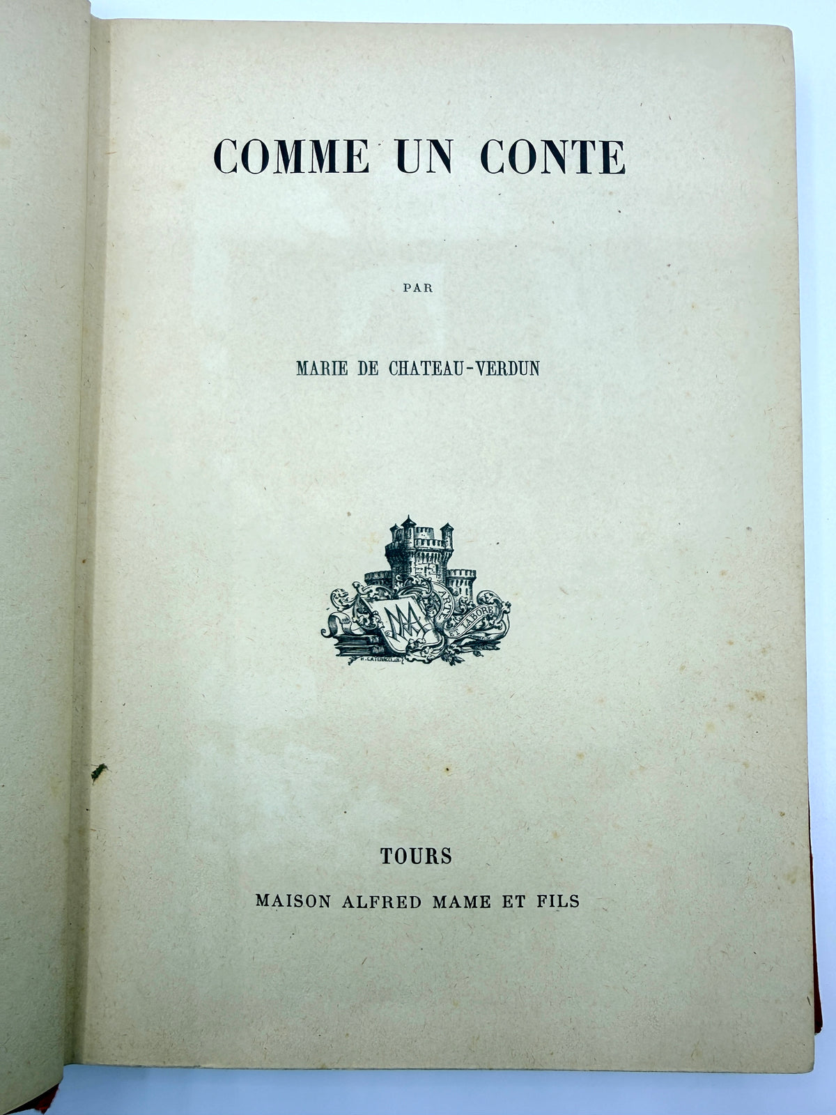 Comme un Conte by Marie de Chateau Verdun, 9"