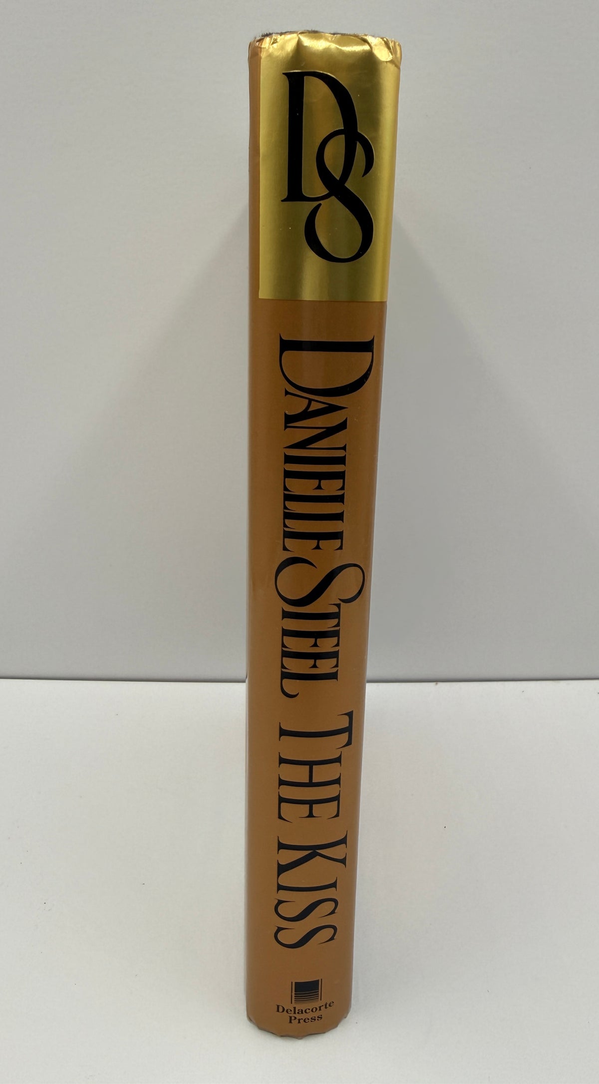 The Kiss by Danielle Steel