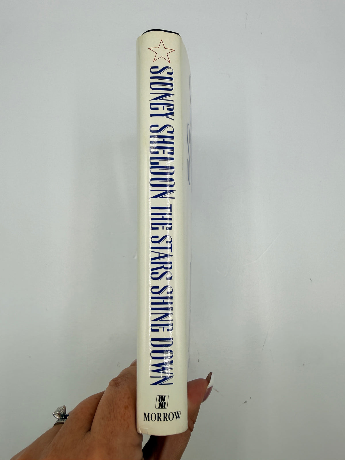 The Stars Shine Down by Sidney Sheldon