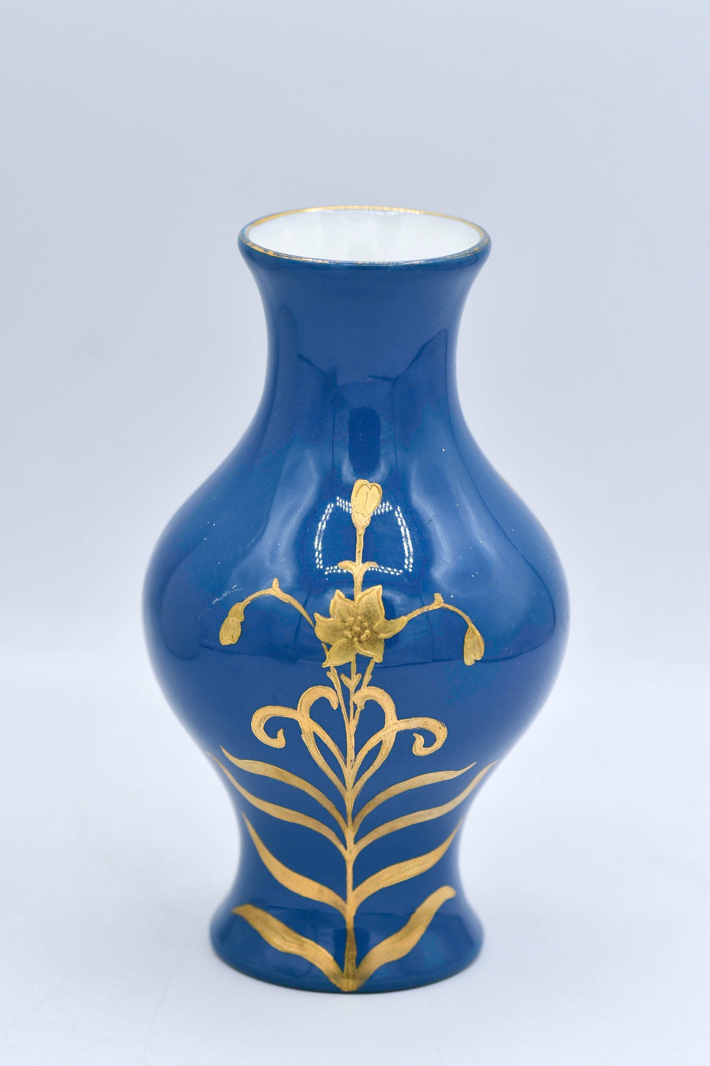 Art Nouveau Vase by Schultz Marke