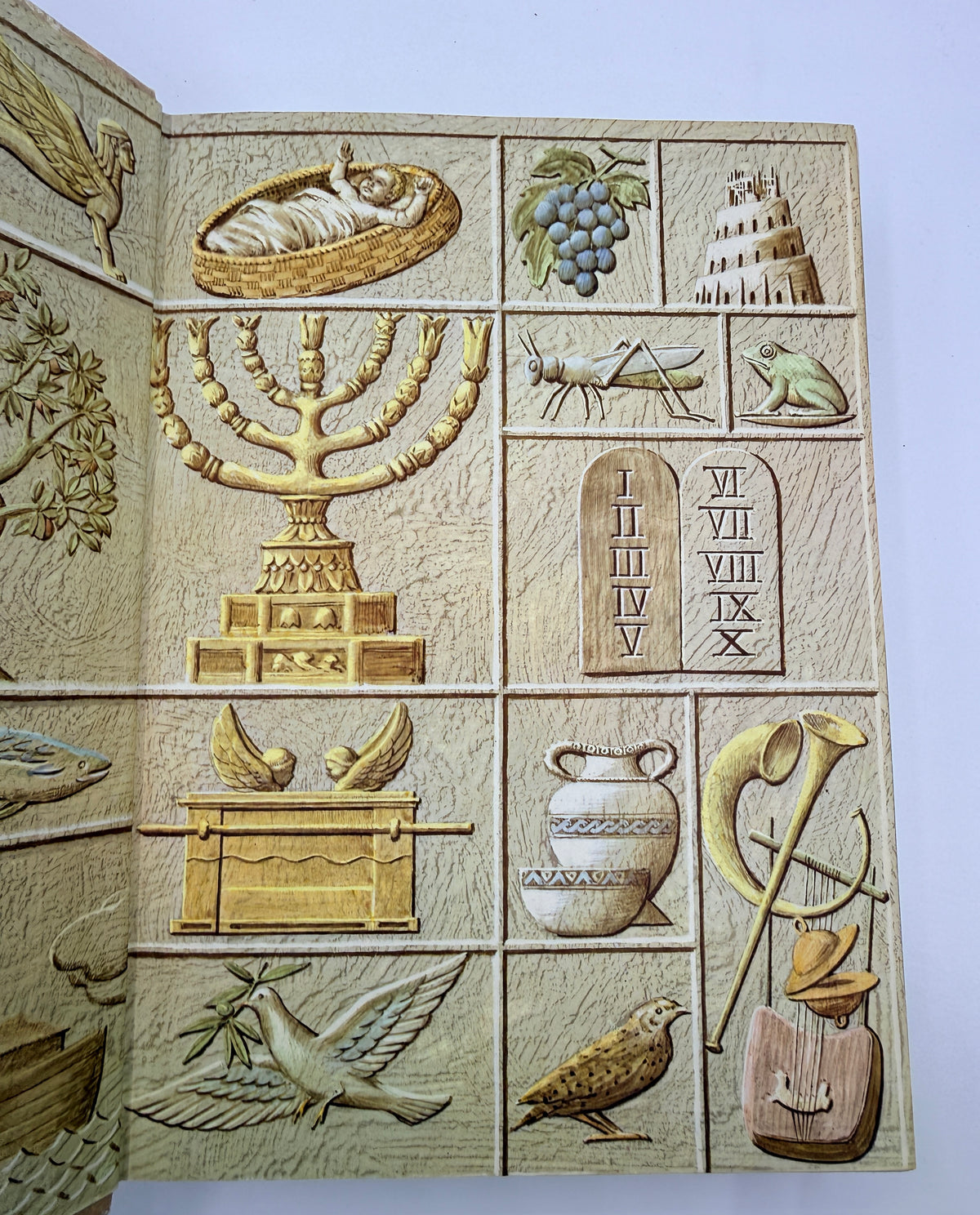 Vintage The Children’s Bible