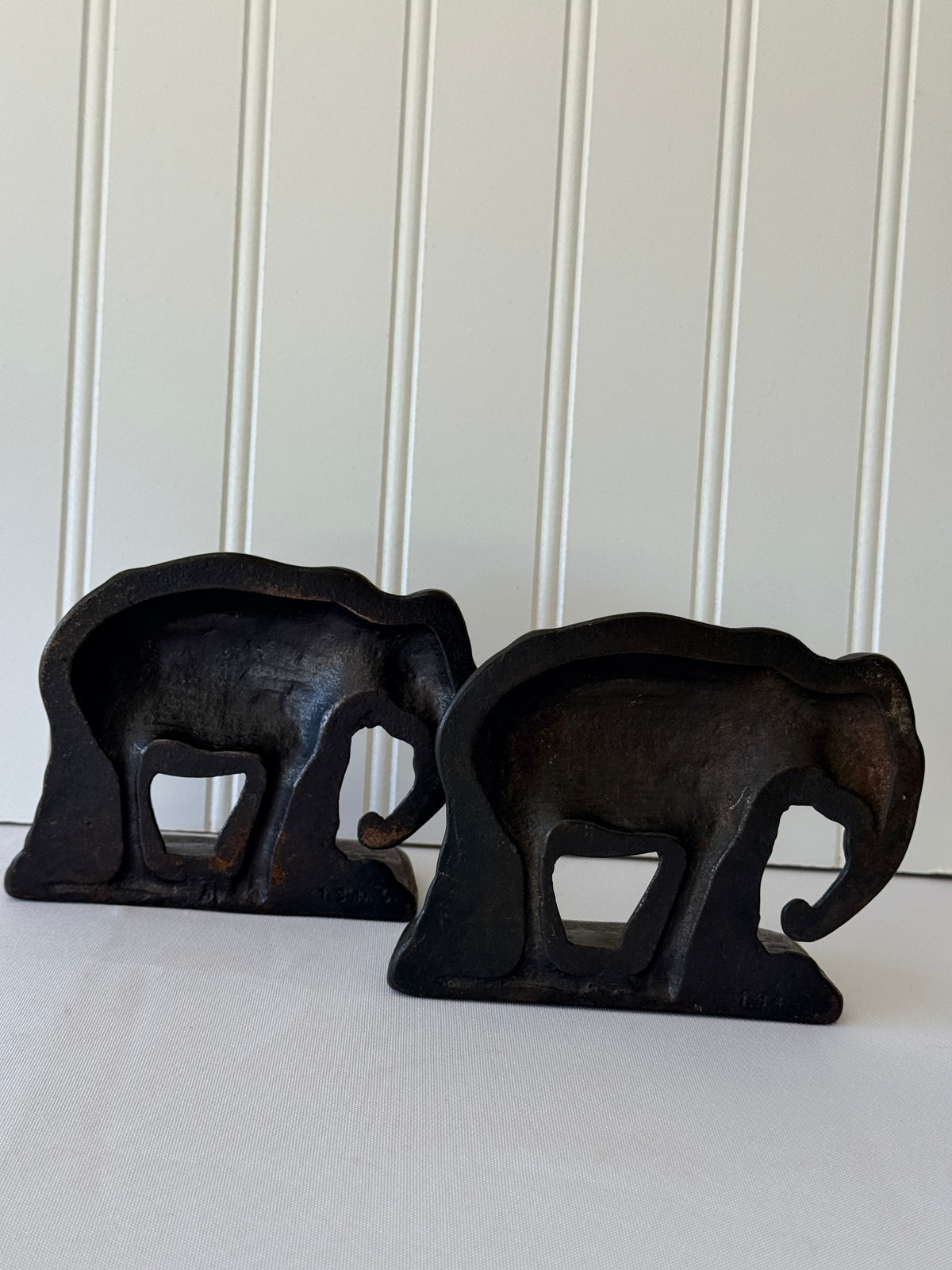 Elephant Cast Iron Bookends, 5”