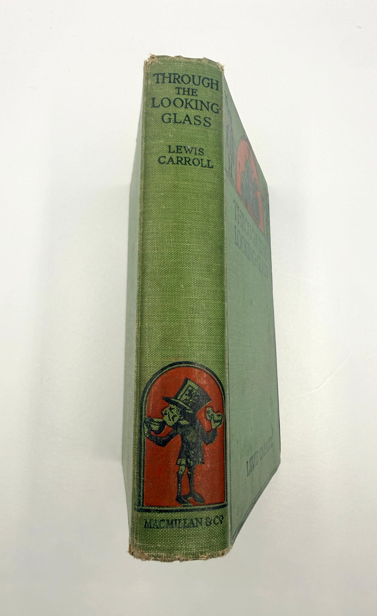 Alice Through the Looking Glass by Lewis Carroll, John Tenniel, 1934