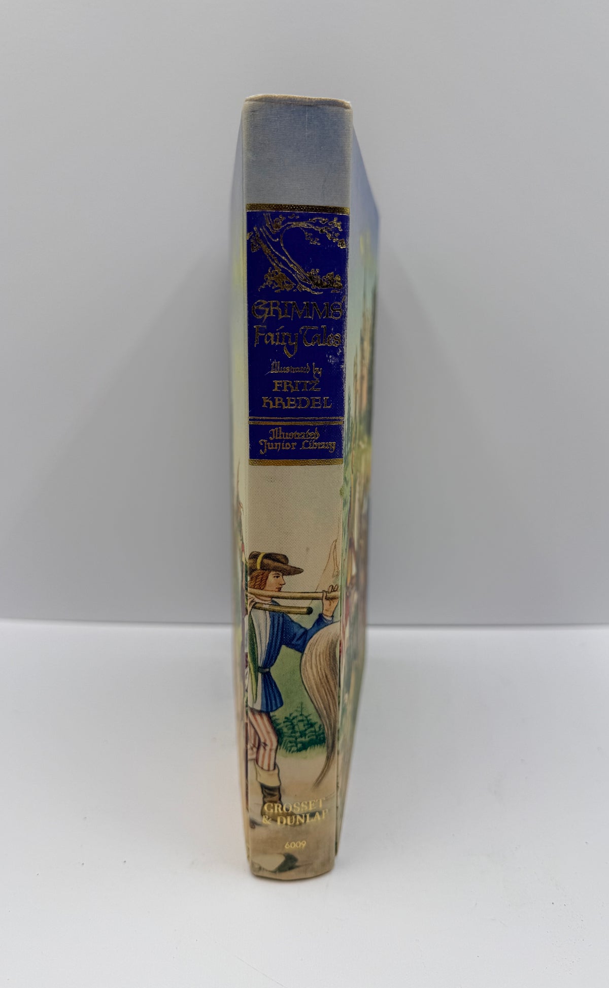 Grimm’s Fairy Tales by The Brothers Grimm, Illustrated Juniors Library